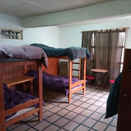 Hostel La Casa De Tounens Puerto Madryn Room photo